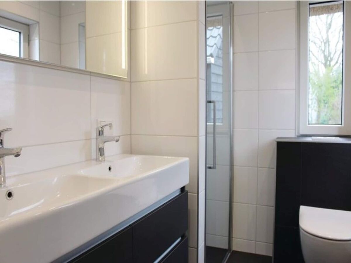 Holiday park Villa in Idskenhuizen mit Steg für 10 Von Belvilla - Features photo 4