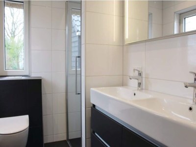 Holiday park Villa in Idskenhuizen mit Steg für 10 Von Belvilla - Features photo 9