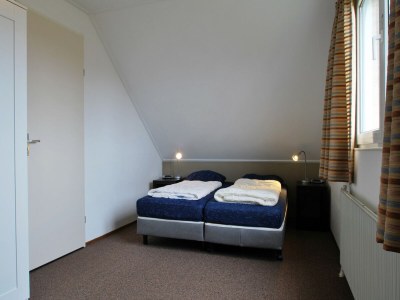 Holiday park Nice holiday home on the water in Friesland - Features photo 16