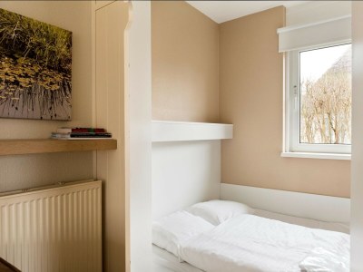 Holiday house Bungalow bei De Alde Feanen mit Spa - Features photo 11