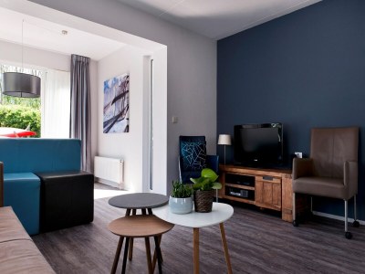 Holiday house Bungalow near De Alde Feanen Reserve - Features photo 20