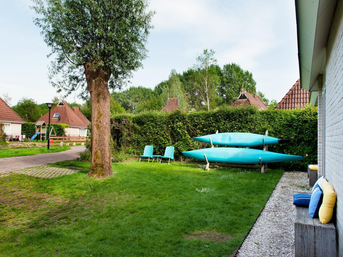 Holiday house Luxusvilla am Naturschutzgebiet De Alde Feanen - Outdoor photo 4