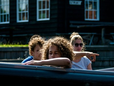 Holiday house Luxusvilla am Naturschutzgebiet De Alde Feanen - Outdoor photo 35