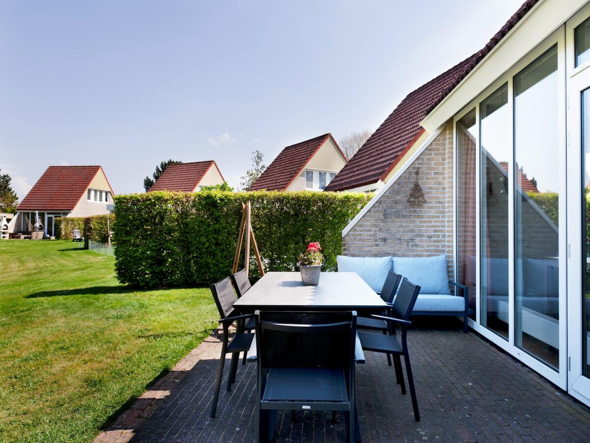 Holiday house Holiday Home in Groningen with Pool - Outdoor photo 2