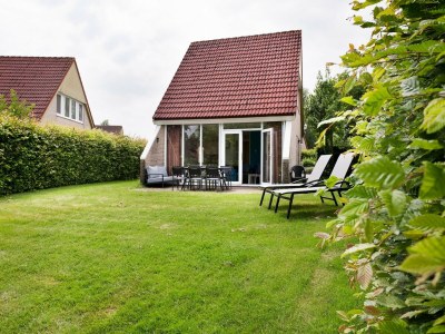 Holiday house Holiday Home in Groningen with Pool - Outdoor photo 7