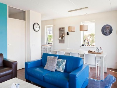 Holiday house Holiday Home in Groningen with Pool - Features photo 25