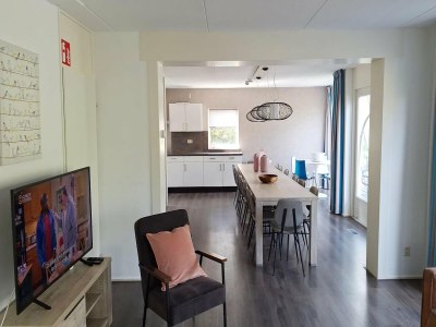 Holiday house House in Vlagtwedde with Sauna and Hot Tub - Features photo 11