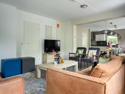 Holiday house House in Vlagtwedde with Sauna and Hot Tub - Features photo 14