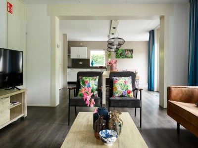 Holiday house House in Vlagtwedde with Sauna and Hot Tub - Features photo 20