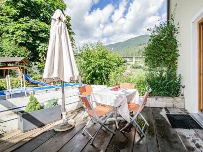 Apartment Ferienwohnung mit Terrasse und Bergblick - Outdoor photo 8