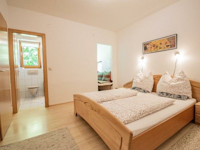 Apartment Ferienwohnung mit Terrasse und Bergblick - Features photo 13