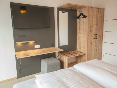 Apartment Appartement, Dusche, WC, 2 Schlafräume - Features photo 24