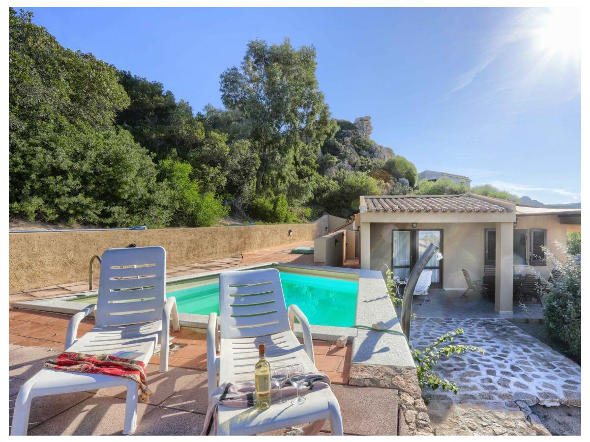 Holiday house Guinness Paradise Villas A Deluxe by DomusAway - Outdoor photo 4