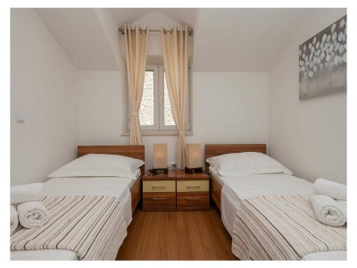 Holiday house Villa Elizabeta - Features photo 38