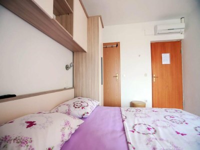 Apartment Apartments Pezo - Studio with Balcony and Sea View - Features photo 9