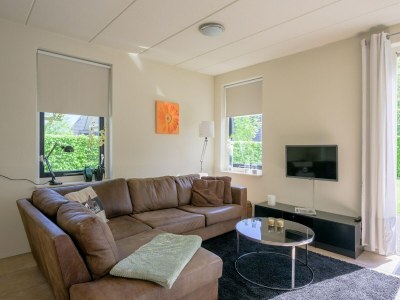 Holiday house Bungalow in Sondel near Slotermeer Lake - Features photo 7