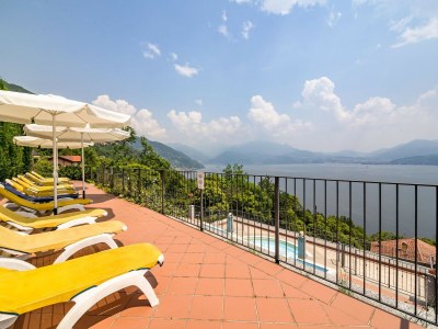 Apartment Oggebbio Getaway with Views - Outdoor photo 7