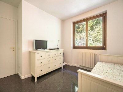 Apartment Oggebbio Getaway with Views - Features photo 22