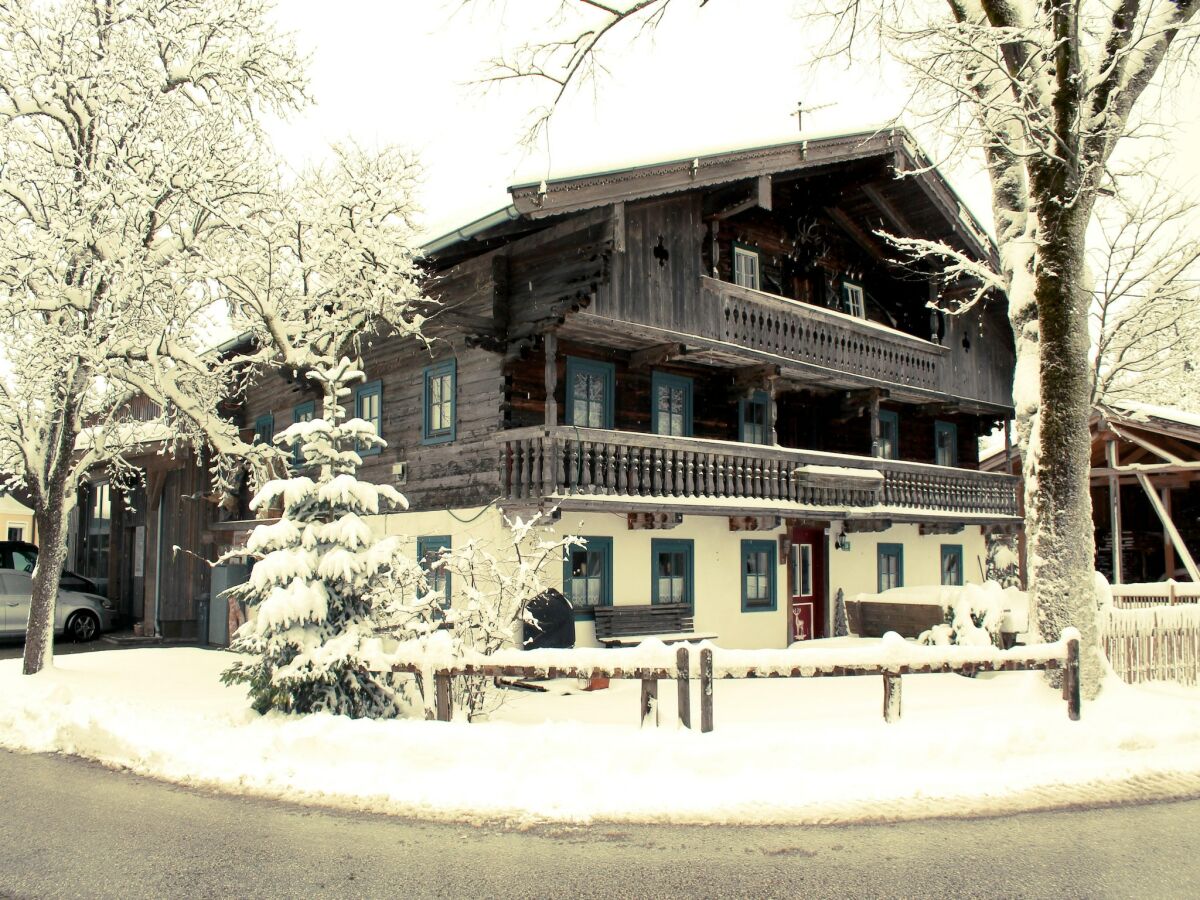 Holiday house Historisches Bauernhaus: 200 Jahre Alt trifft Neu - Outdoor photo 3