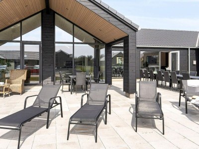 Holiday house Luxus-Ruckzug in Romo -- By Traum Ferienwohnungen - Outdoor photo 2