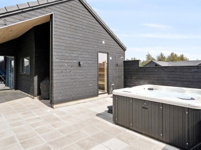 Holiday house Luxus-Ruckzug in Romo -- By Traum Ferienwohnungen - Outdoor photo 9