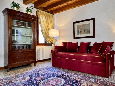Apartment Apartment Accademia - Historical Center - Features photo 4