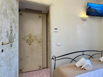 Apartment Apartment Accademia - Historical Center - Features photo 10