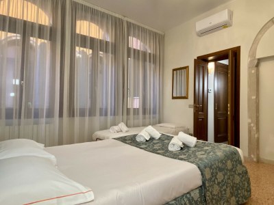 Apartment Apartment Canova Canal View - Features photo 8