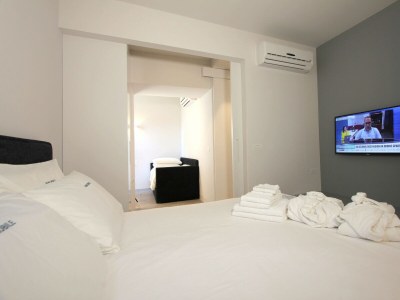 Apartment Residence Tiepolo Prestige (Canal View) - Features photo 15