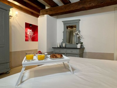 Apartment Residence Flowery Garden - Features photo 11