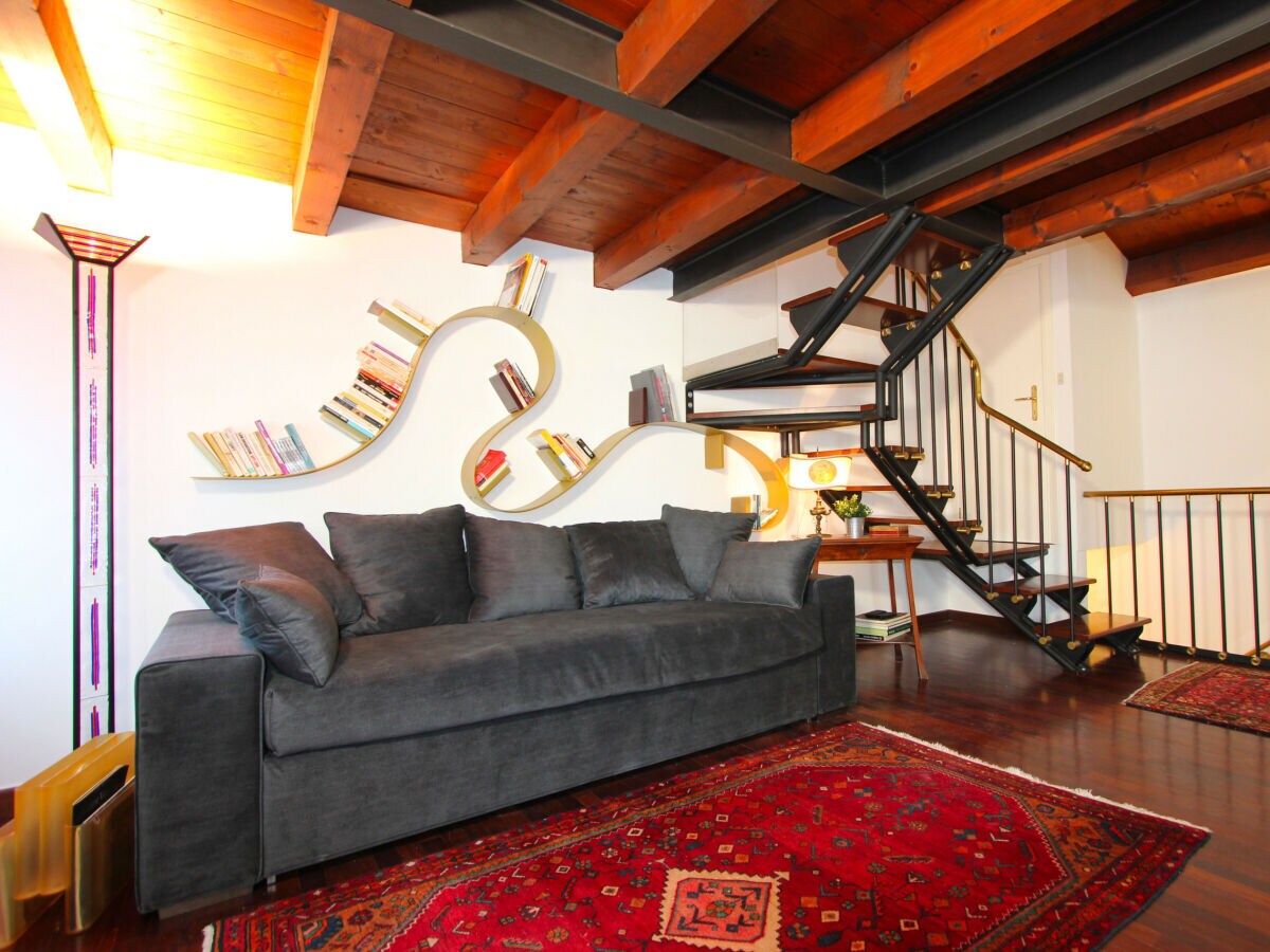 Apartment Frari Prestige Canal View (Historical Center) - Features photo 5