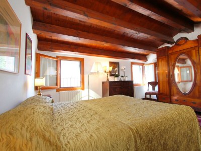 Apartment Frari Prestige Canal View (Historical Center) - Features photo 15