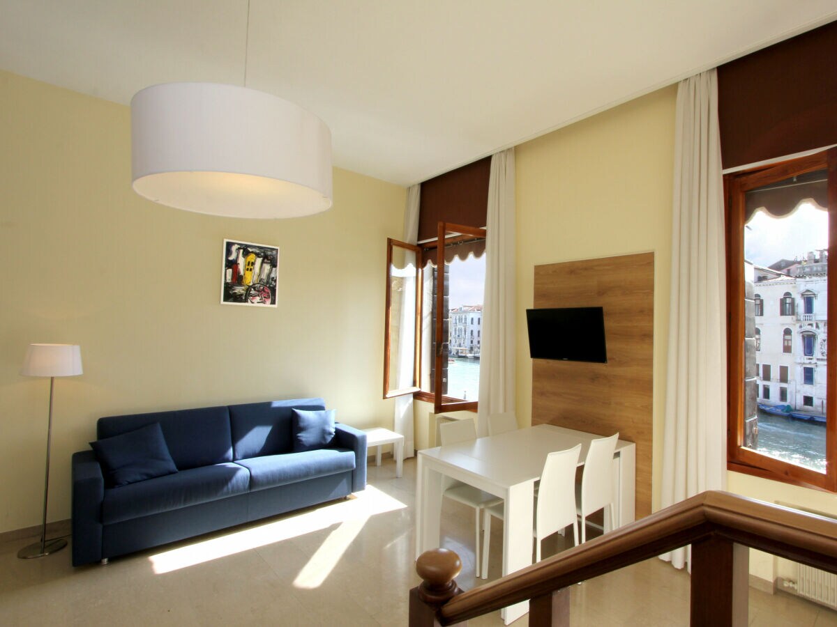 Apartment Apartment Grand Canal View (with lift) - Features photo 4