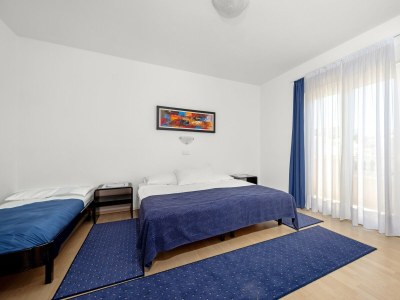 Holiday apartment Macolic near the Sea - Features photo 11