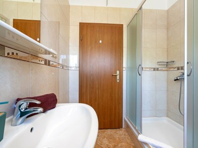 Holiday apartment Macolic near the Sea - Features photo 14