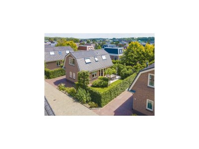 Holiday park Holiday Home in Noordwijk with Sunny Garden - Outdoor photo 5