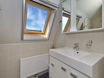 Holiday park Holiday Home in Noordwijk with Sunny Garden - Features photo 15