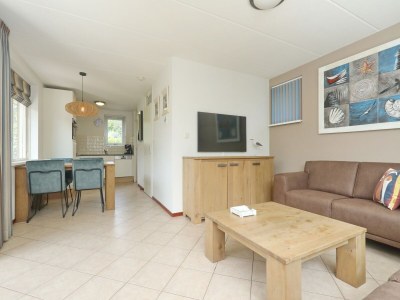 Holiday park Holiday Home in Noordwijk with Sunny Garden - Features photo 17