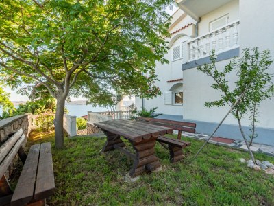 Holiday apartment Villa Mate - Outdoor photo 9