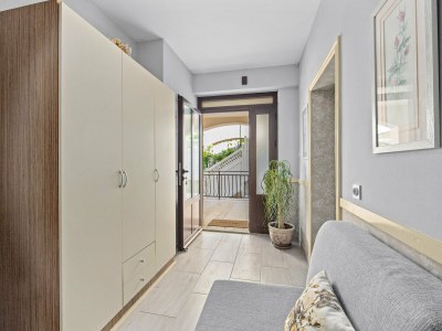 Apartment Lady M White - Balcony and Sea View - Features photo 17