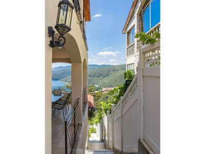 Apartment Lady M White - Balcony and Sea View - Environment photo 40