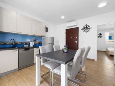 Apartment Tim & Klara - Apartment Tim with Balcony - Features photo 13