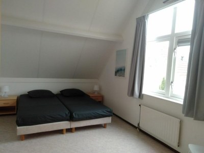 Holiday house Bungalow in Breskens near Beach and Dunes - Features photo 6