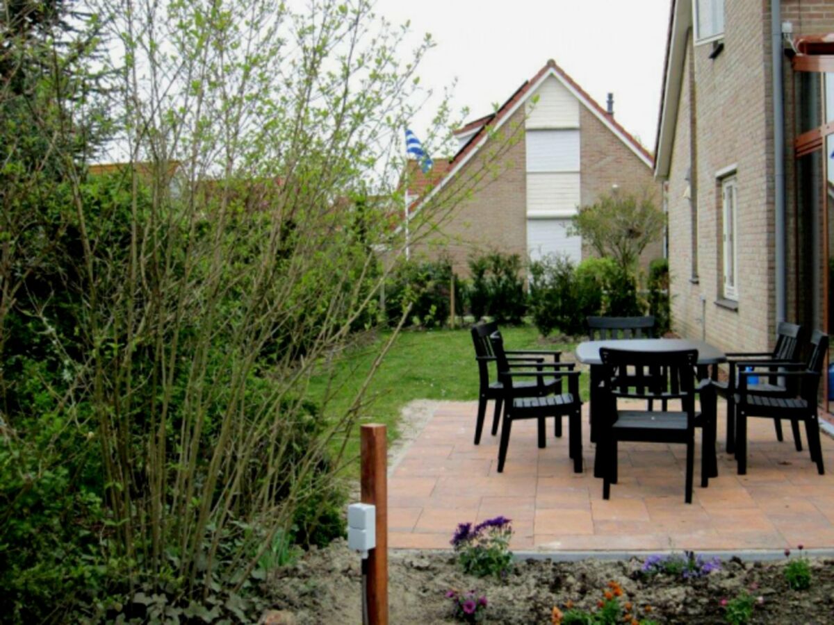 Holiday house Bungalow in Breskens am Strand für 8 Von Belvilla - Outdoor photo 2