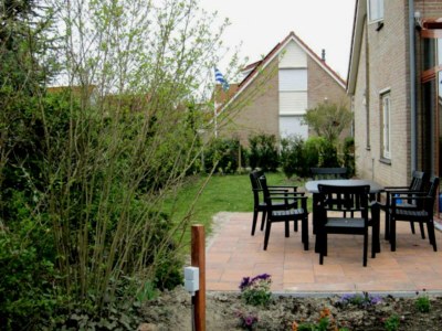 Holiday house Bungalow in Breskens am Strand für 8 Von Belvilla - Outdoor photo 2