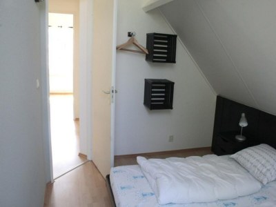 Holiday house Bungalow in Breskens near Beach and Lighthouse - Features photo 18