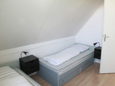 Holiday house Bungalow in Breskens near Beach and Lighthouse - Features photo 19