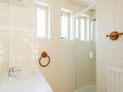 Holiday house Bungalow in Zeeland with Stunning Waterside Views - Outdoor photo 24