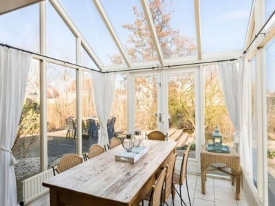 Holiday house Bungalow in Zeeland with Stunning Waterside Views - Outdoor photo 32