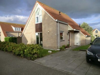 Holiday house Bungalow in Breskens near the Beach in Breskens - Holiday house